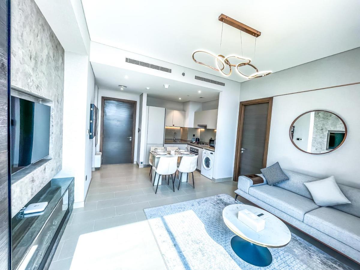 Stay By Latinem Luxury 2Br Holiday Home Cv B2513 Near Burj Khalifa Dubaï Extérieur photo